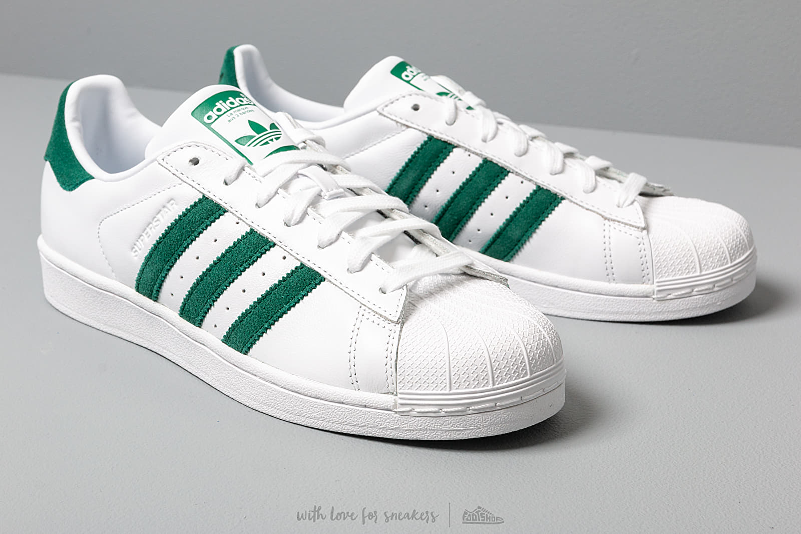 Adidas superstar 2 green and white store
