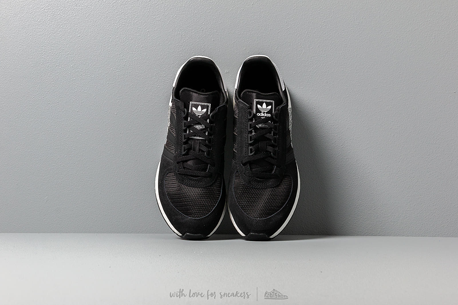 爆買い Zapatillas Hombre adidas Marathon Tech Core Black/ Core ショルダーバッグ