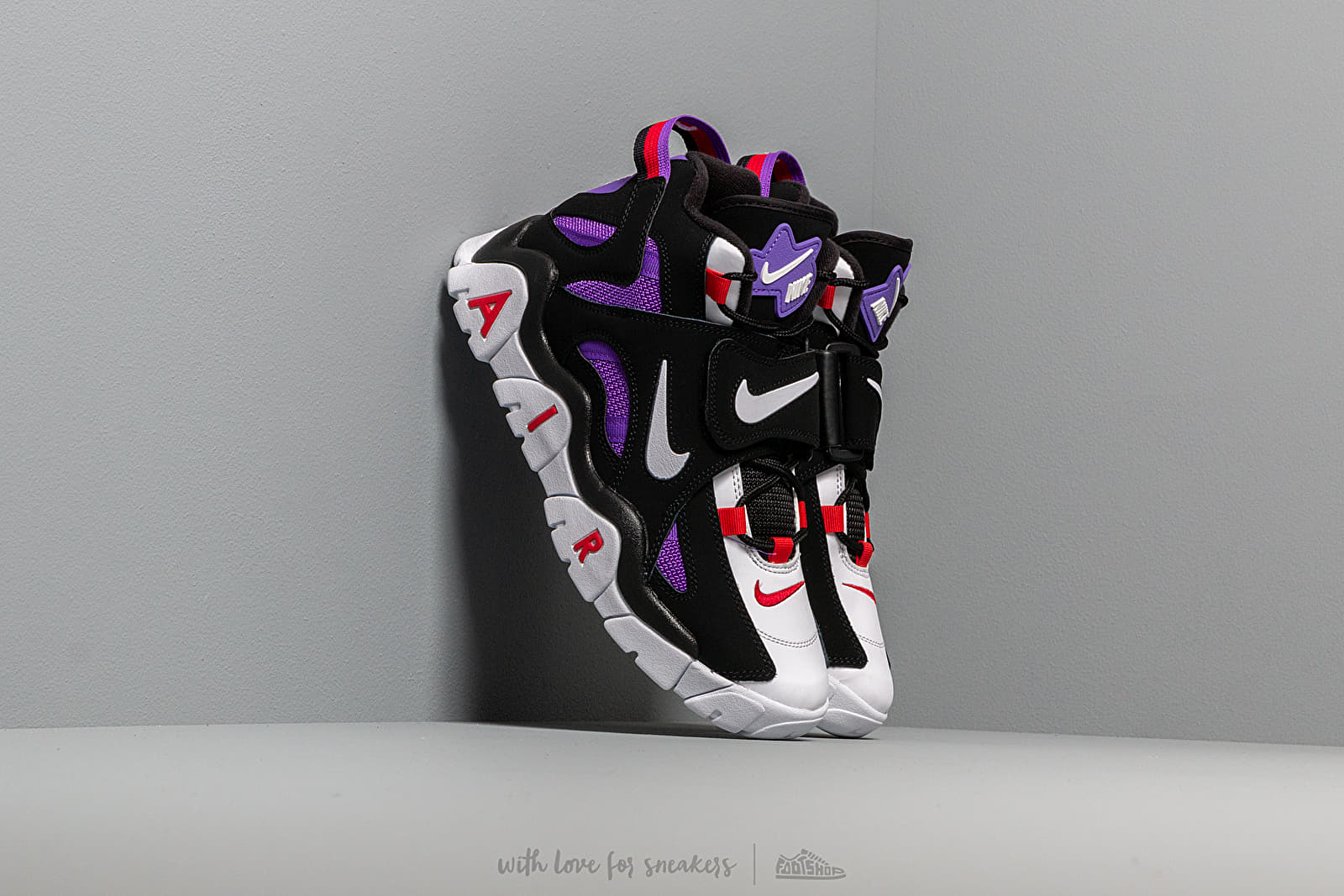 Nike air barrage mid qs raptors hot sale