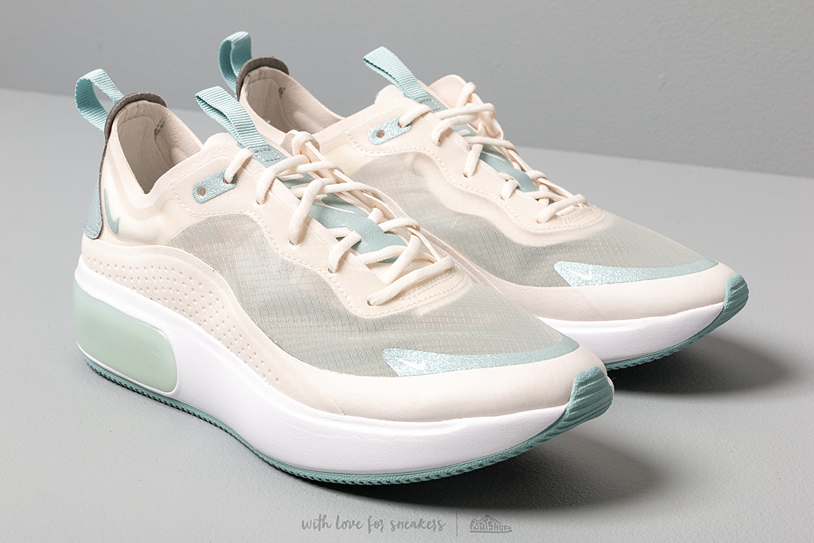 Zapatillas mujer Nike W Air Max Dia LX Phantom/ Ocean Cube-White | Footshop