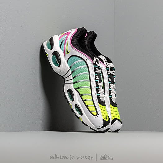 Nike Air Max Tailwind IV
