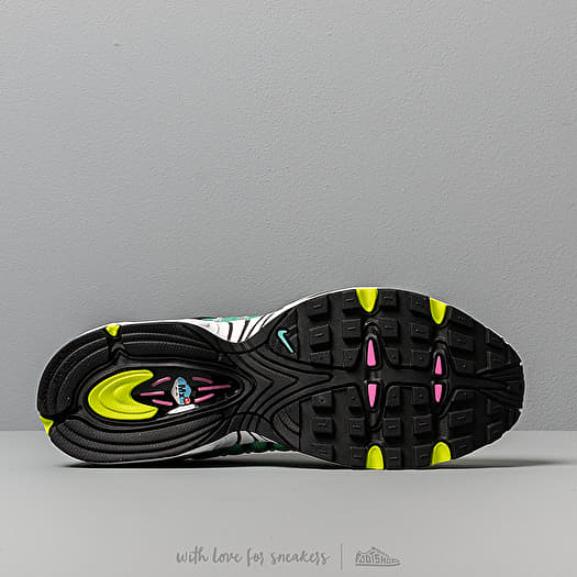 Nike tailwind hotsell aurora green