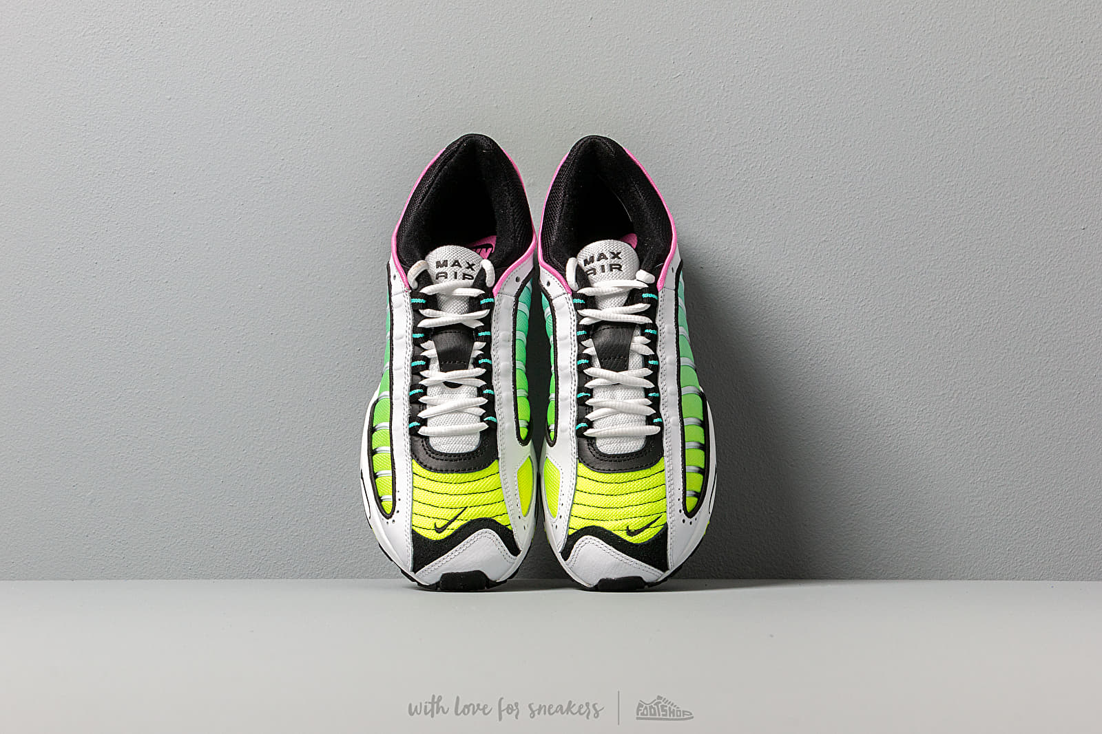 Nike tailwind china rose outlet