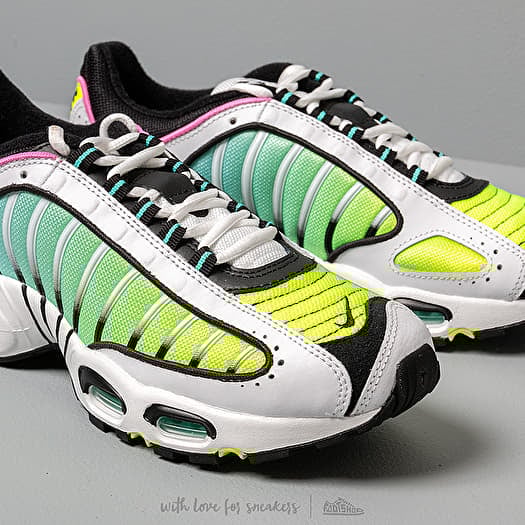 Tailwind sale aurora green