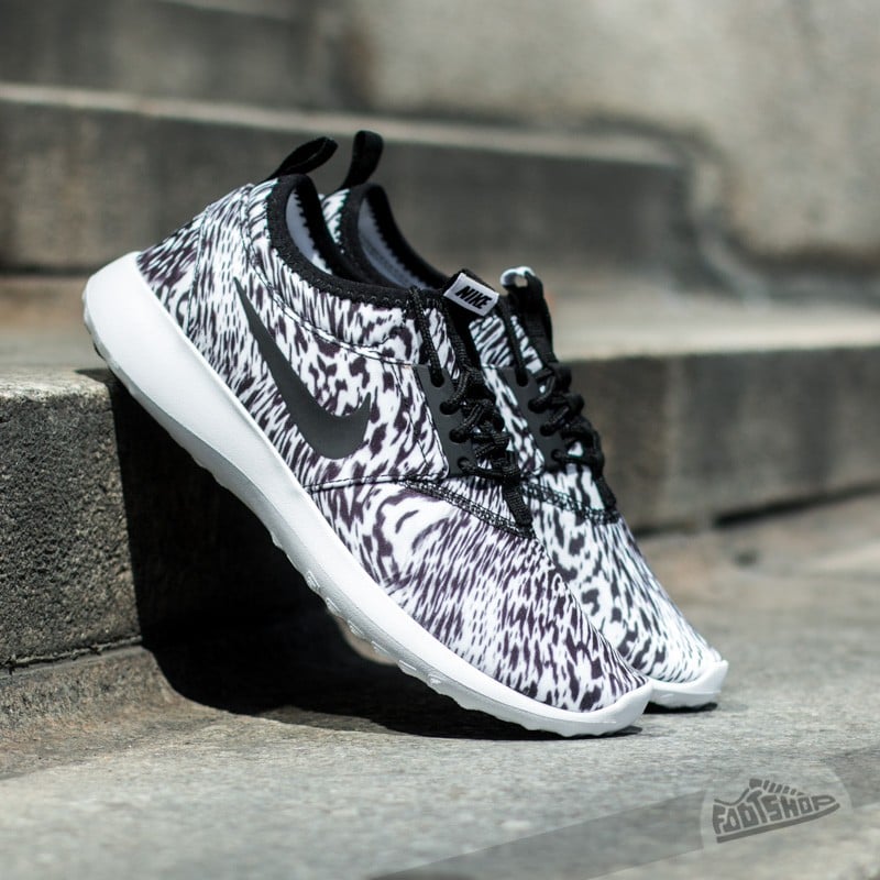 Women s shoes W Nike Juvenate Print QS White Black Footshop