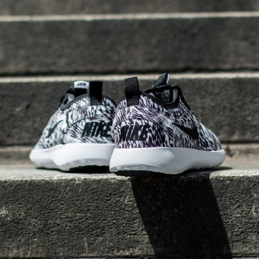 Women s shoes W Nike Juvenate Print QS White Black Footshop