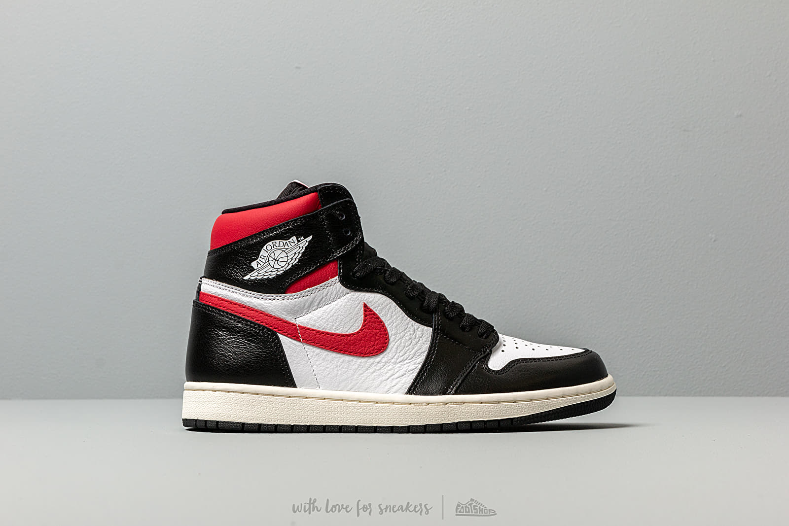 Black gym red white sail jordan 1 clearance
