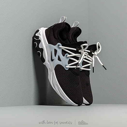 React prestos black and white 2025