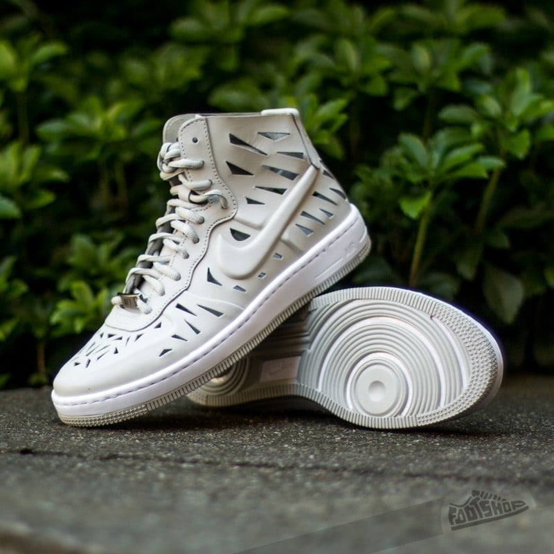 Women s shoes Nike W AF1 Ultra Force MID Joli QS Light Bone Footshop