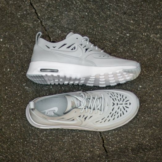 Frauen W Nike Air Max Thea Joli QS Light Bone Footshop
