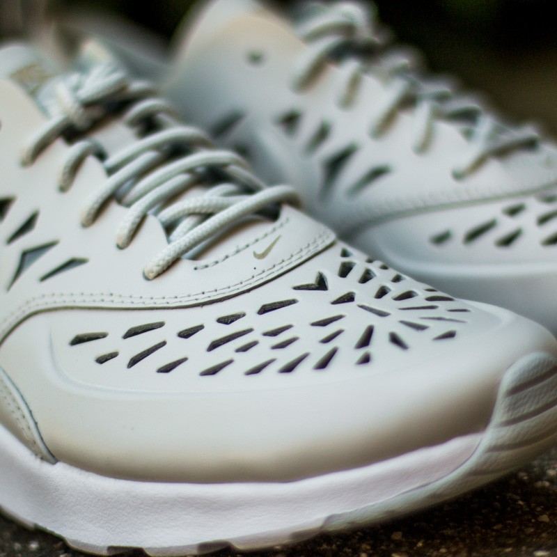 Air max thea joli white store