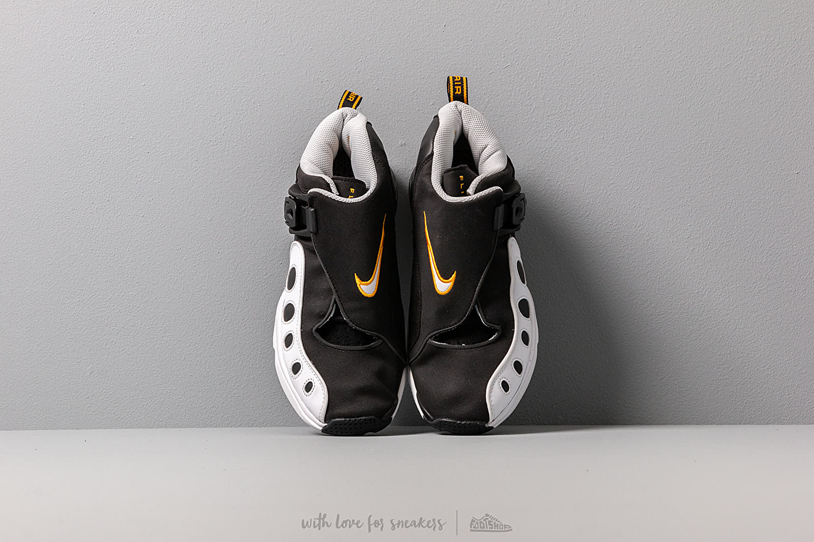 Men s shoes Nike Zoom Gp Black White Canyon Gold Metalic Platinum Footshop