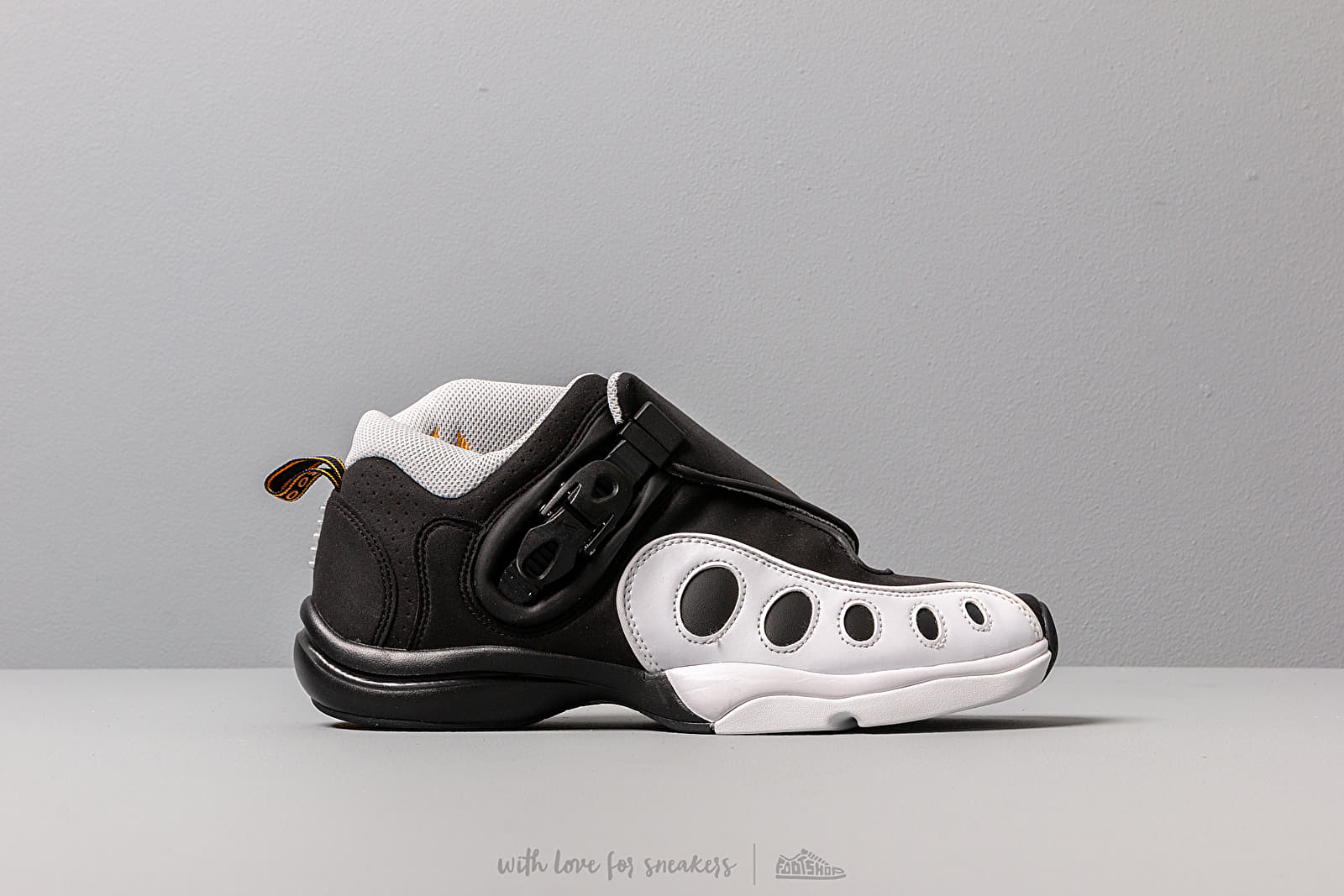 Nike zoom gp canyon gold deals