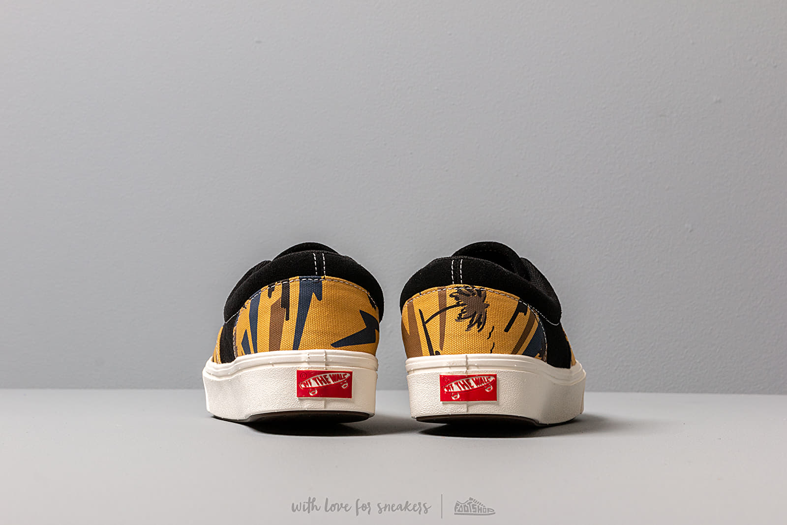 Men s shoes Vans ComfyCush Era LX Suede Canvas Bright Gold Island Beach Footshop