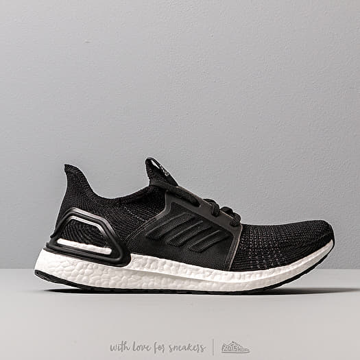 Ultraboost 19 core black cheap