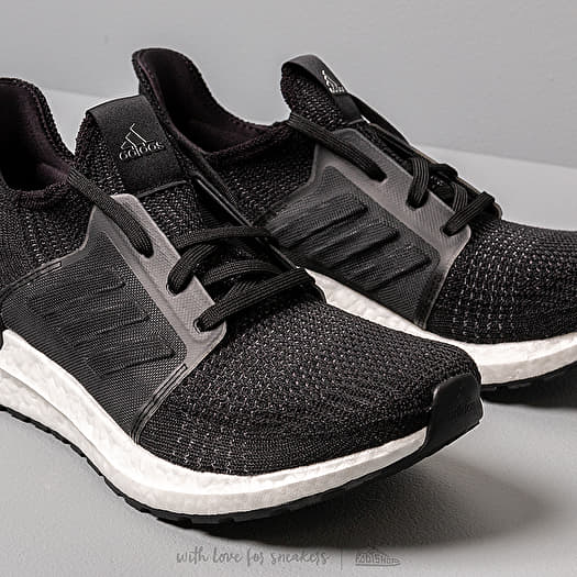 adidas ultra boost 19 black