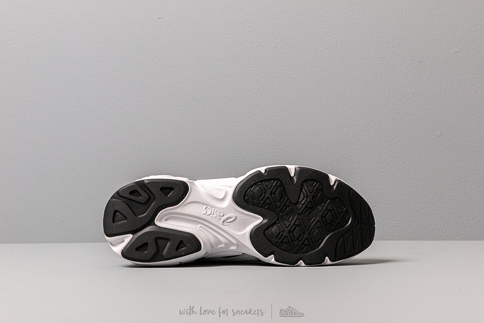 Дамски кецове и обувки Asics Gel-BND Black/ White