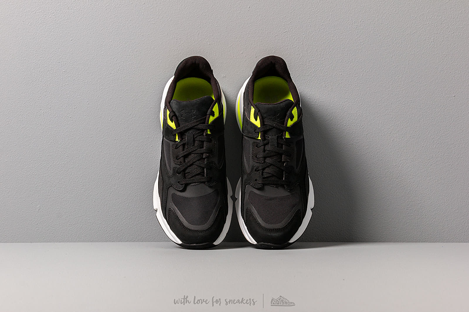Under armour on sale forge 96 black