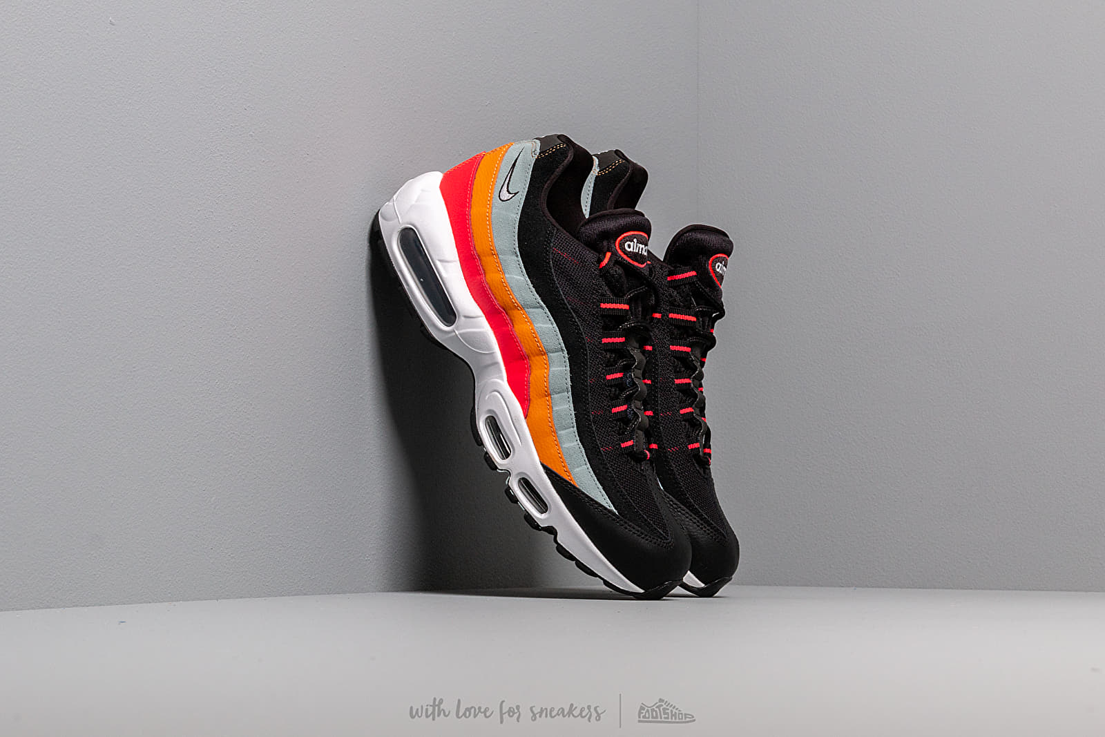 Nike air max 95 black white ocean cube discount