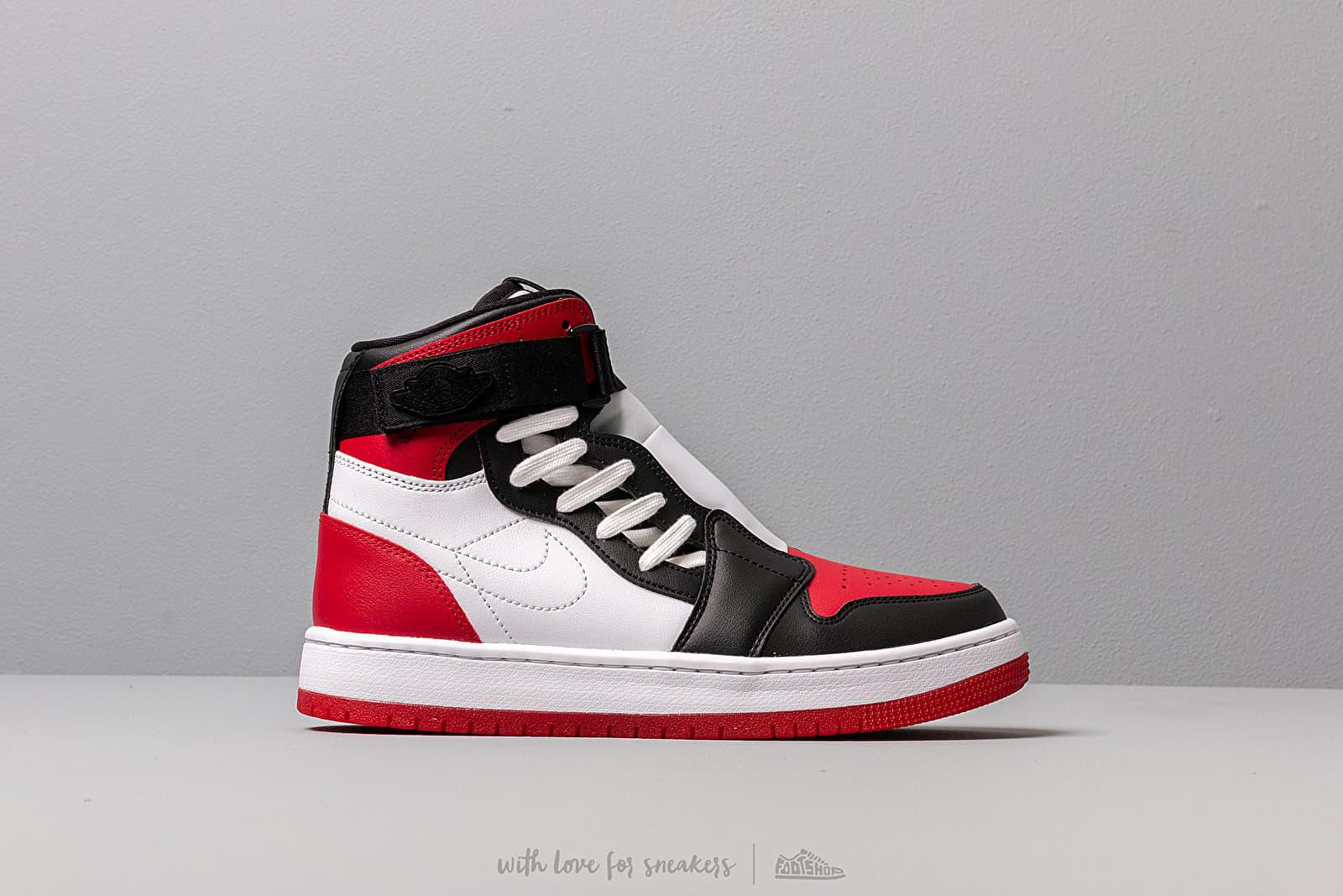 Air jordan 1 store nova sneakers in white