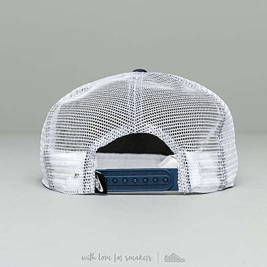 Nike x stranger things hat 2025