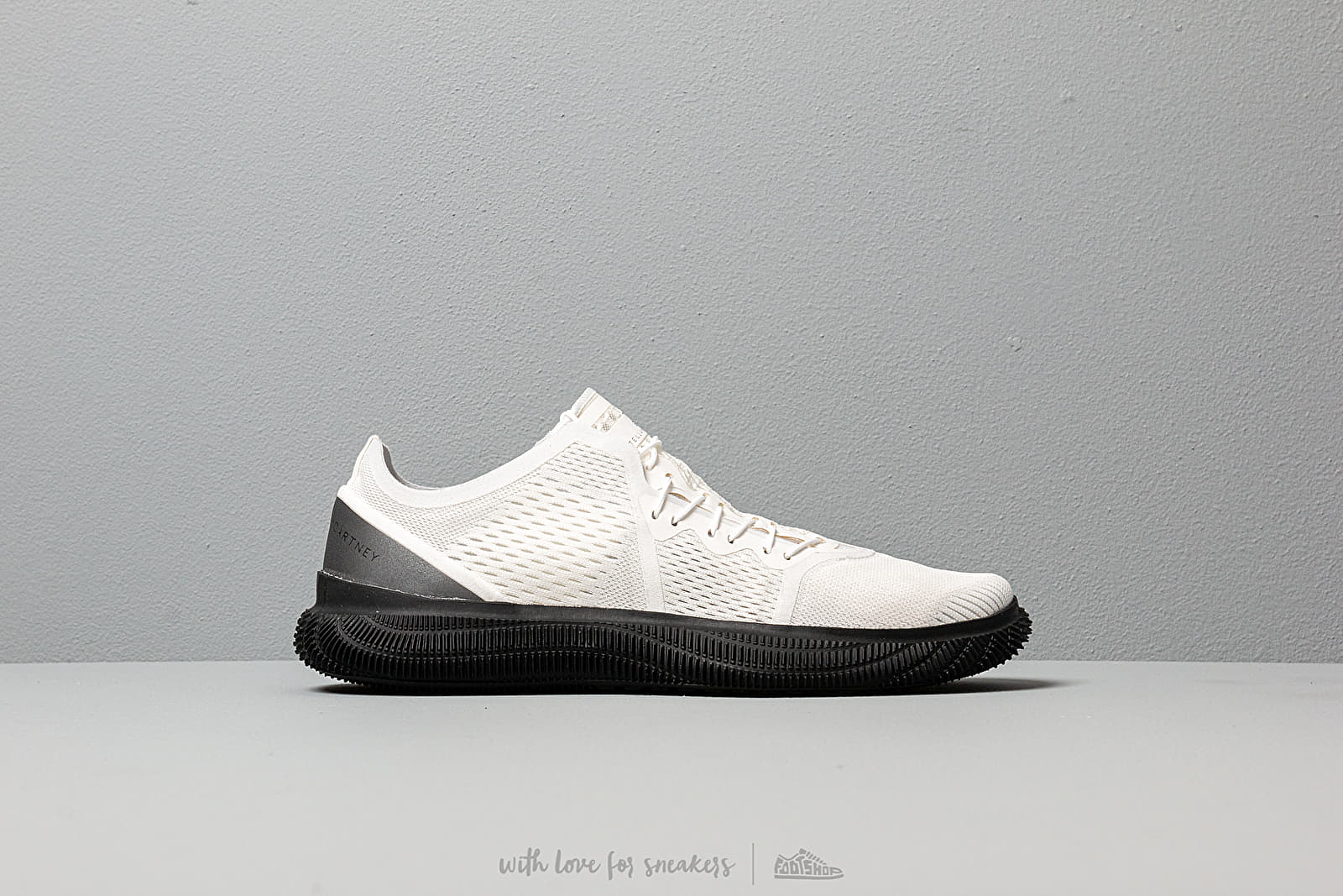 Scarpe donna adidas x Stella McCartney PureBOOST Trainer Core White/ Iron Metalic/ Light Solid Grey