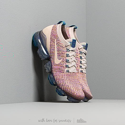 Air vapormax flyknit 3 - women's desert sand/desert sand/vivid purple 2025