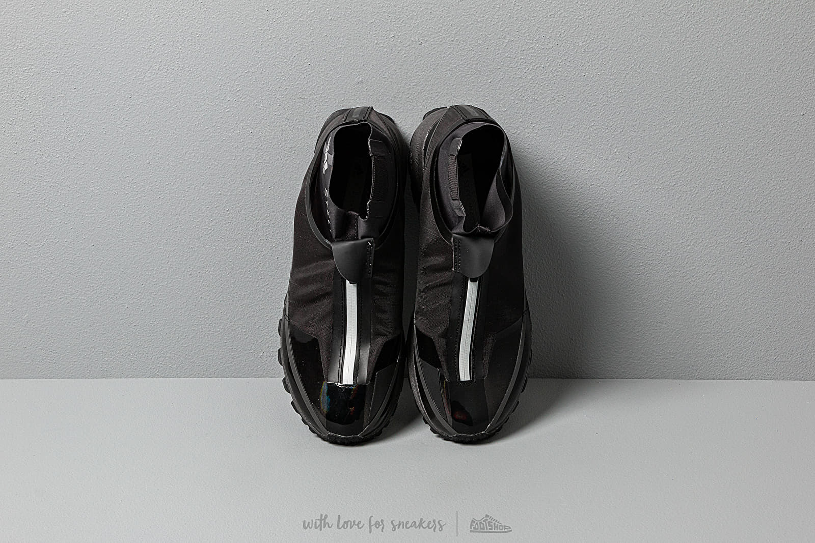 Women s shoes adidas x Stella McCartney adizero XT Utility Black Iron Met. Night Steel Smc Footshop