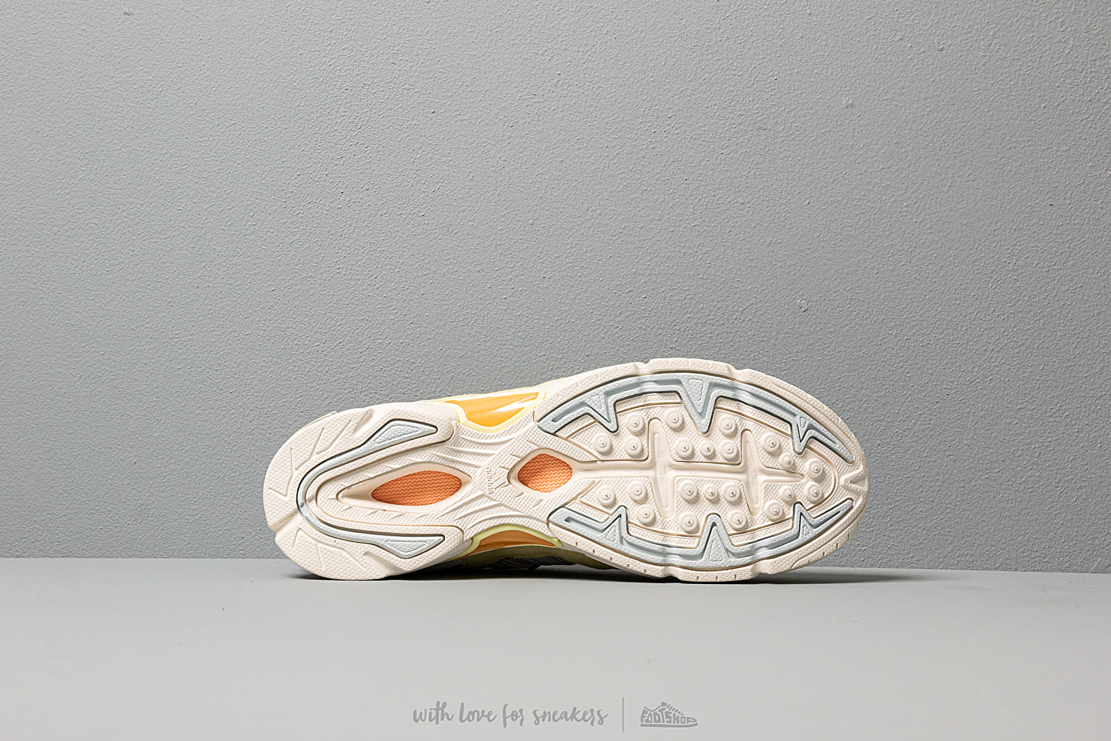 Adidas originals temper run pride discount