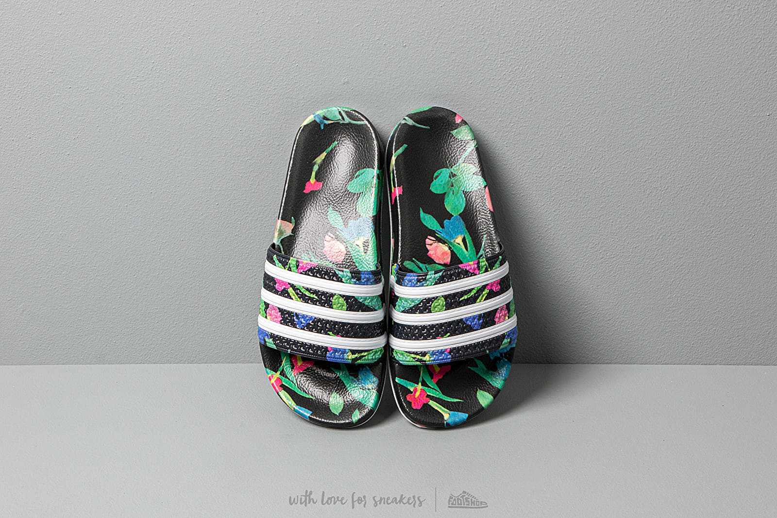 Women's shoes adidas Adilette W Core Black/ Ftw White/ Core Black