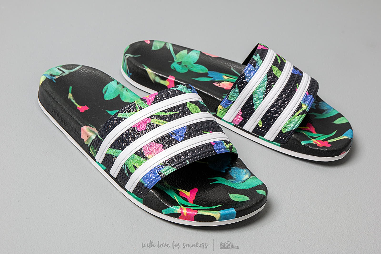 Women's shoes adidas Adilette W Core Black/ Ftw White/ Core Black