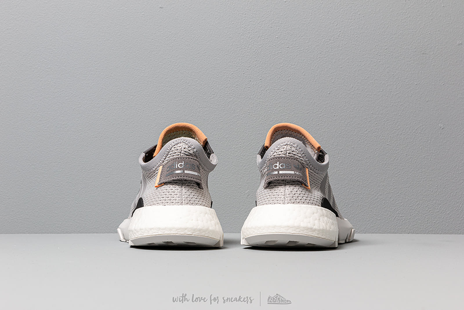 Dámské tenisky a boty adidas Pod-S3.1 W Grey Two/ Grey Two/ Grey Four