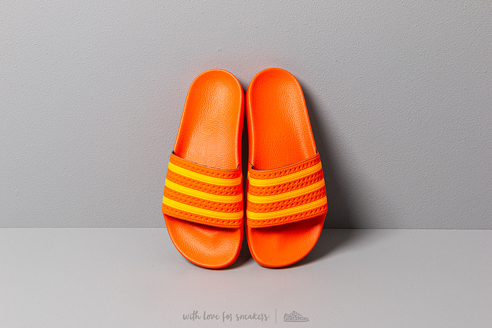 Adilette slides orange online