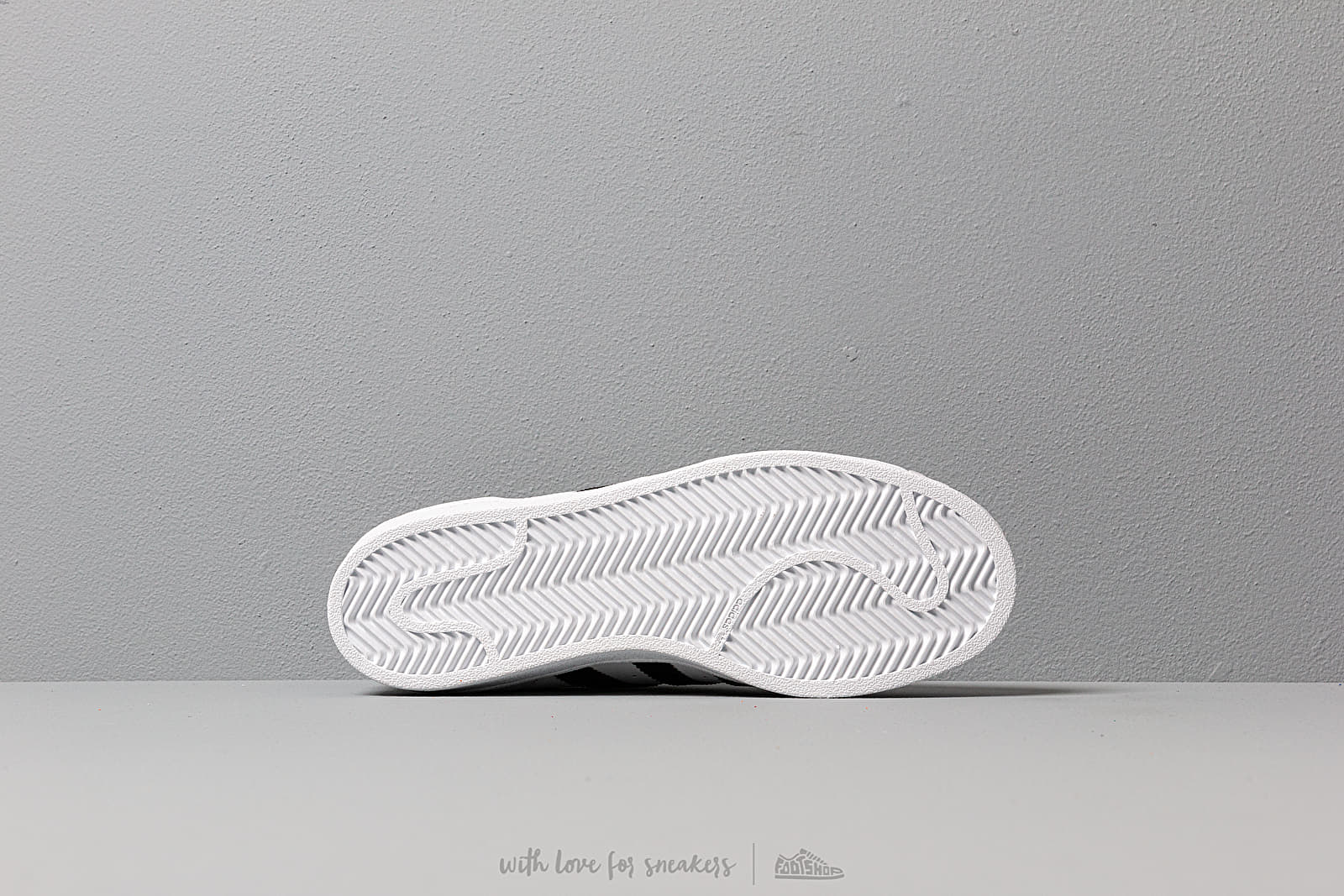 Încălțăminte și sneakerși pentru femei adidas Superstar W Ftw White/ Core Black/ Ftw White