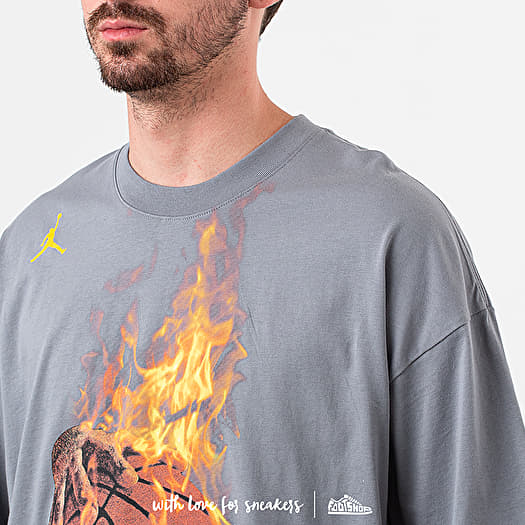 T shirts Jordan Legacy AJ4 Tee Cool Grey Footshop