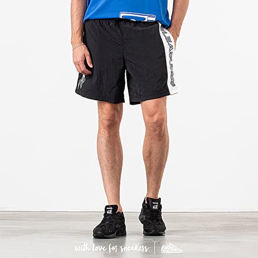 Shorts Reebok x Pleasures Classic Vector Woven Shorts Black Footshop