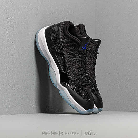 Jordan 11 on sale low ie concord