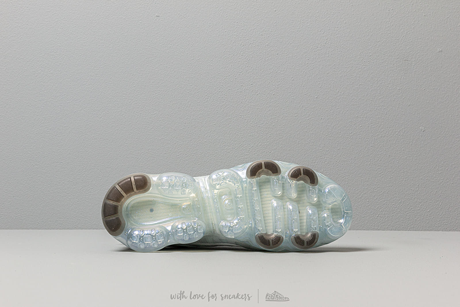 Air vapormax on sale 2019 ghost aqua