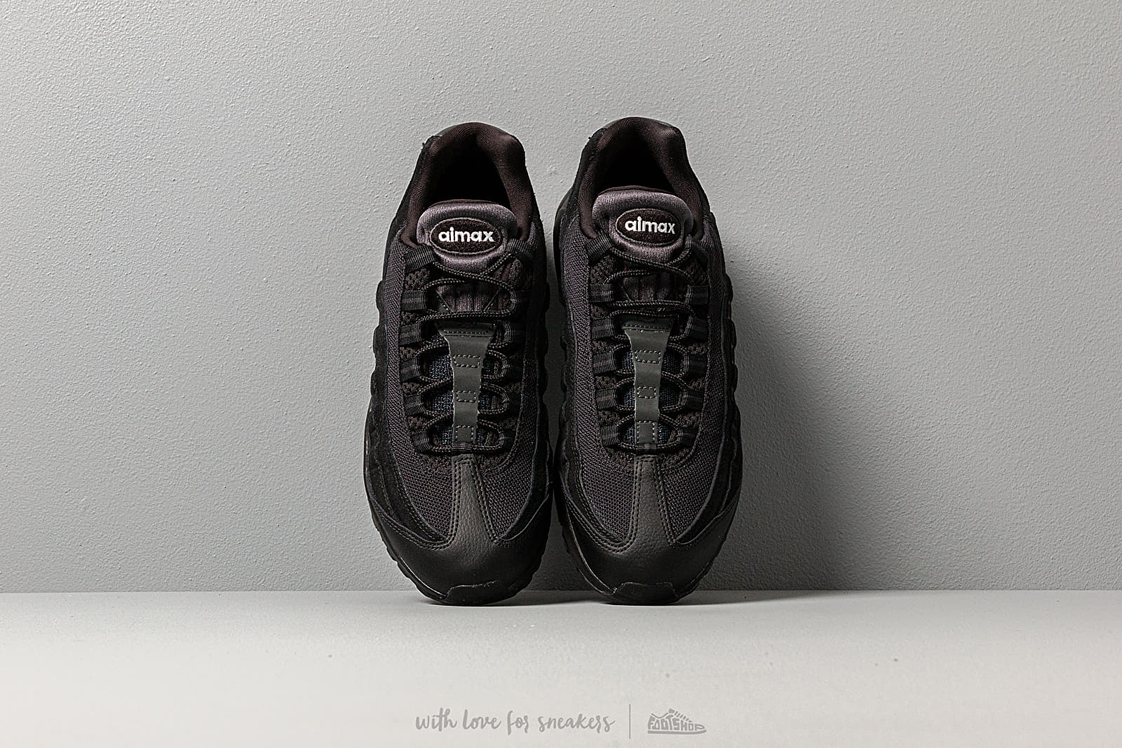 Herren Sneaker und Schuhe Nike Air Max 95 Essential Black/ Black-Anthracite-White