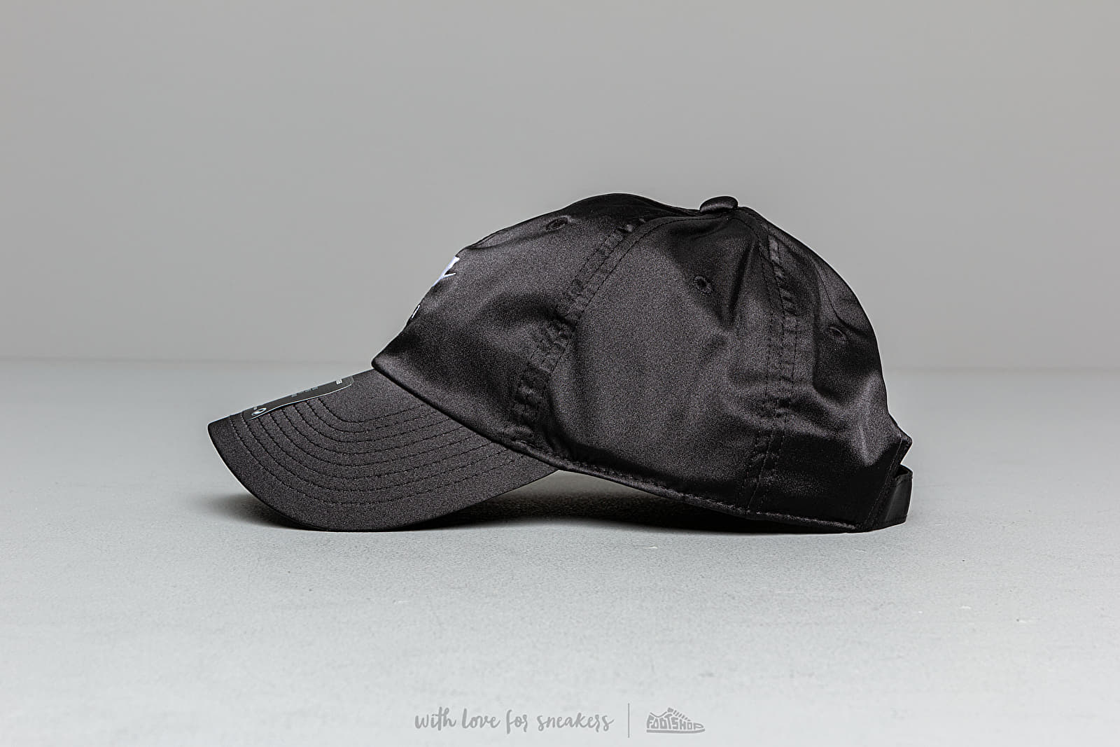 Șepci Nike Sportswear H86 Nike Air Cap Black/ White