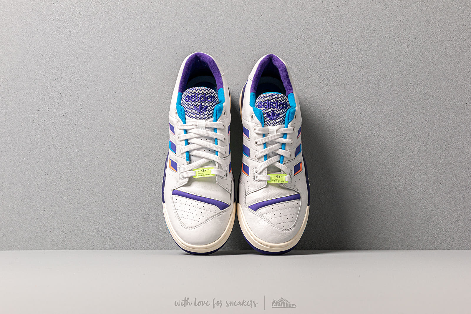 Herren Sneaker und Schuhe adidas Consortium Torsion Edberg Comp Crystal White/ Energy Blue/ Bright Blue