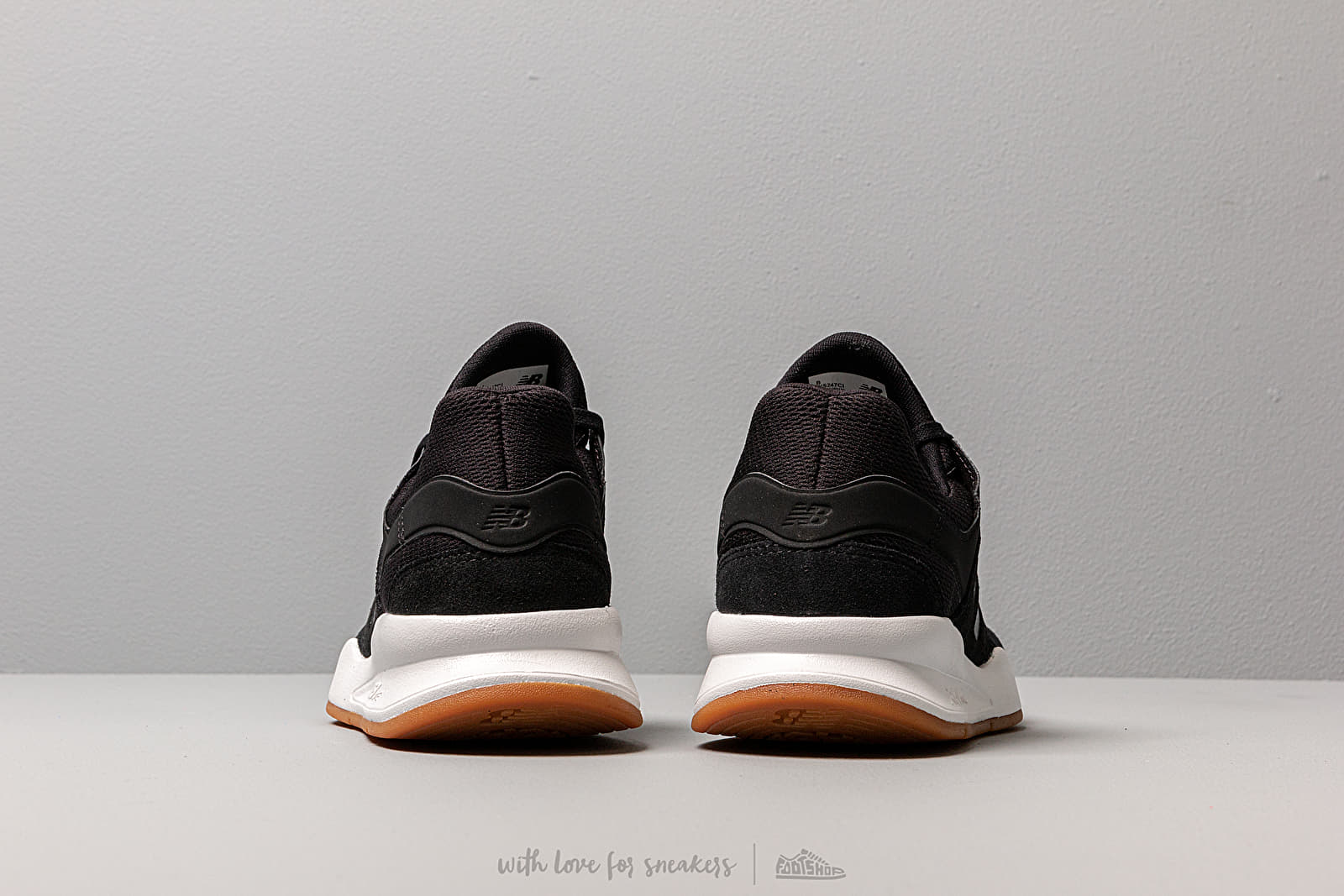 Women s shoes New Balance 247 Black Footshop