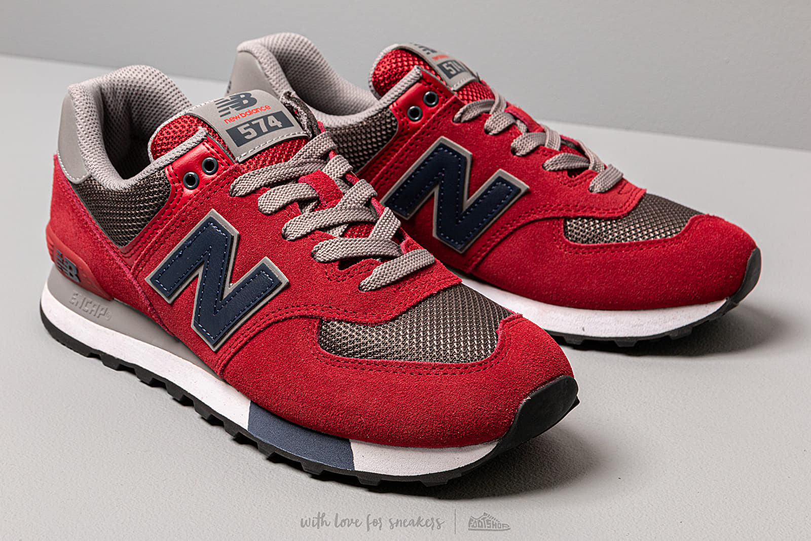 Мъжки кецове и обувки New Balance 574 Red/ Brown