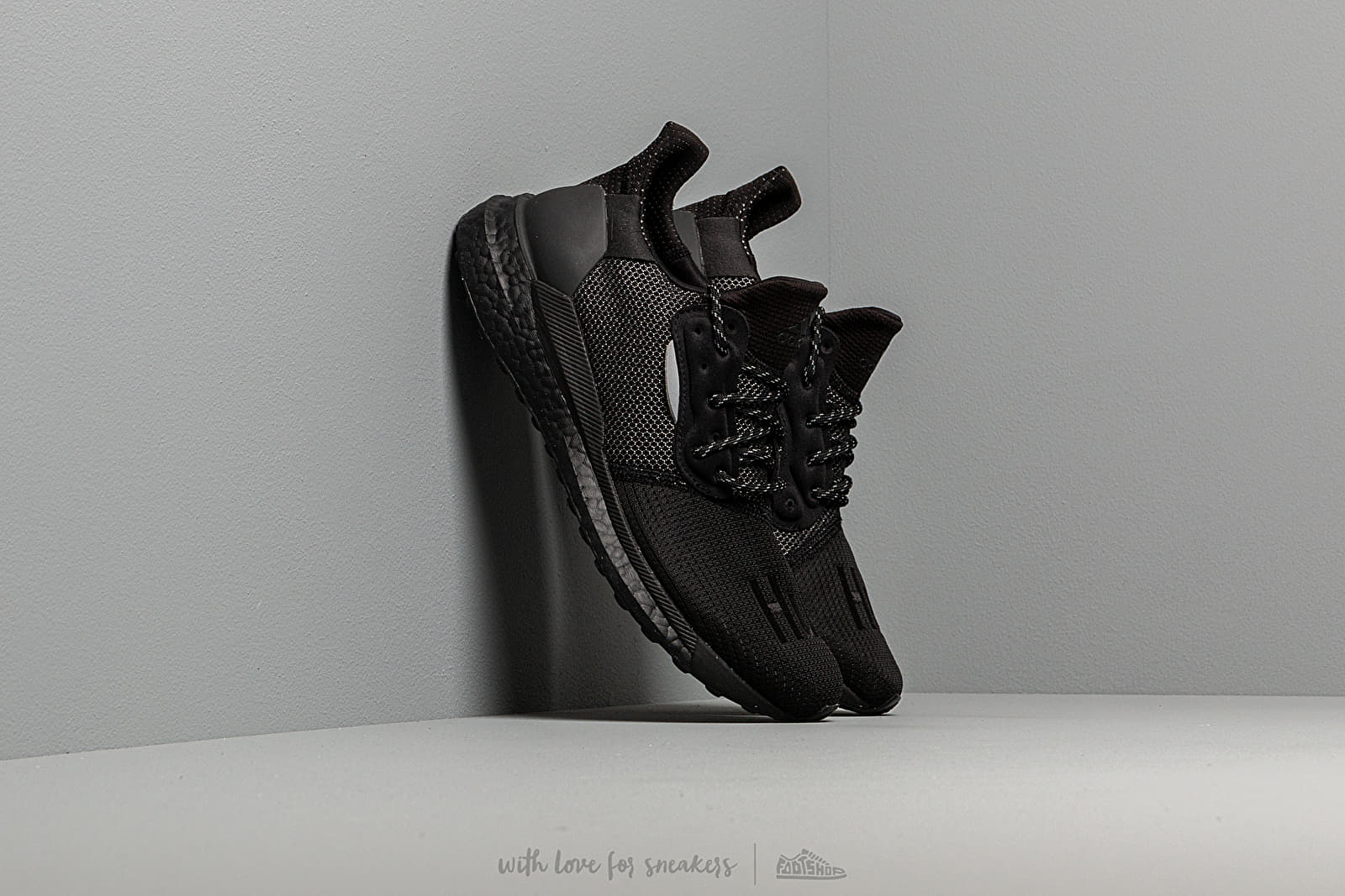 Men's shoes adidas x Pharrell Williams HU Glide Pride Core Black/ Core Black/ Core Black