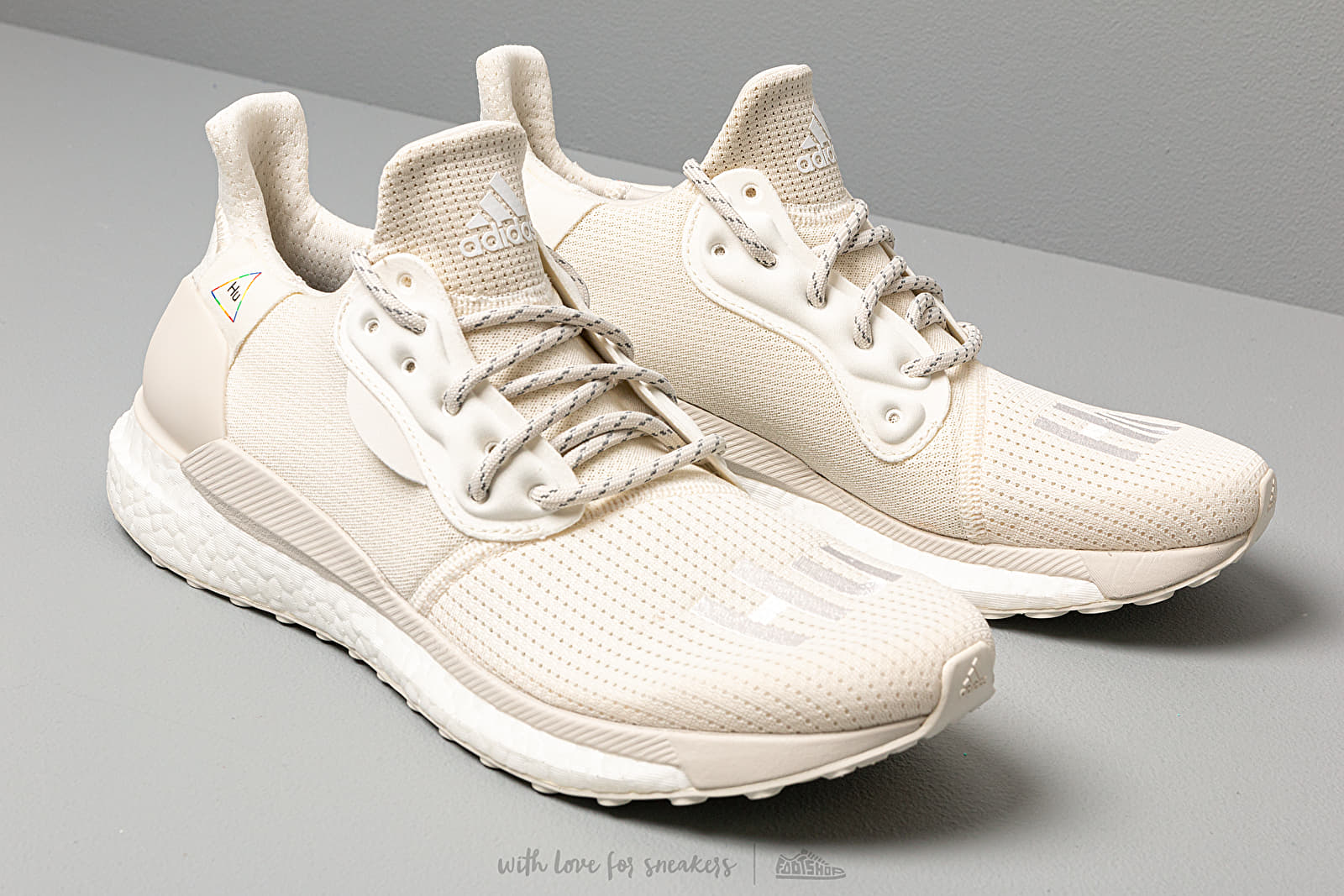 Adidas pharrell off white hot sale