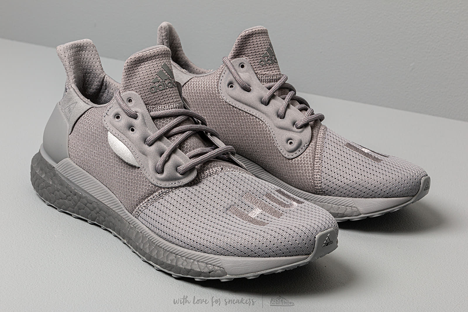 Pharrell williams hu glide new arrivals