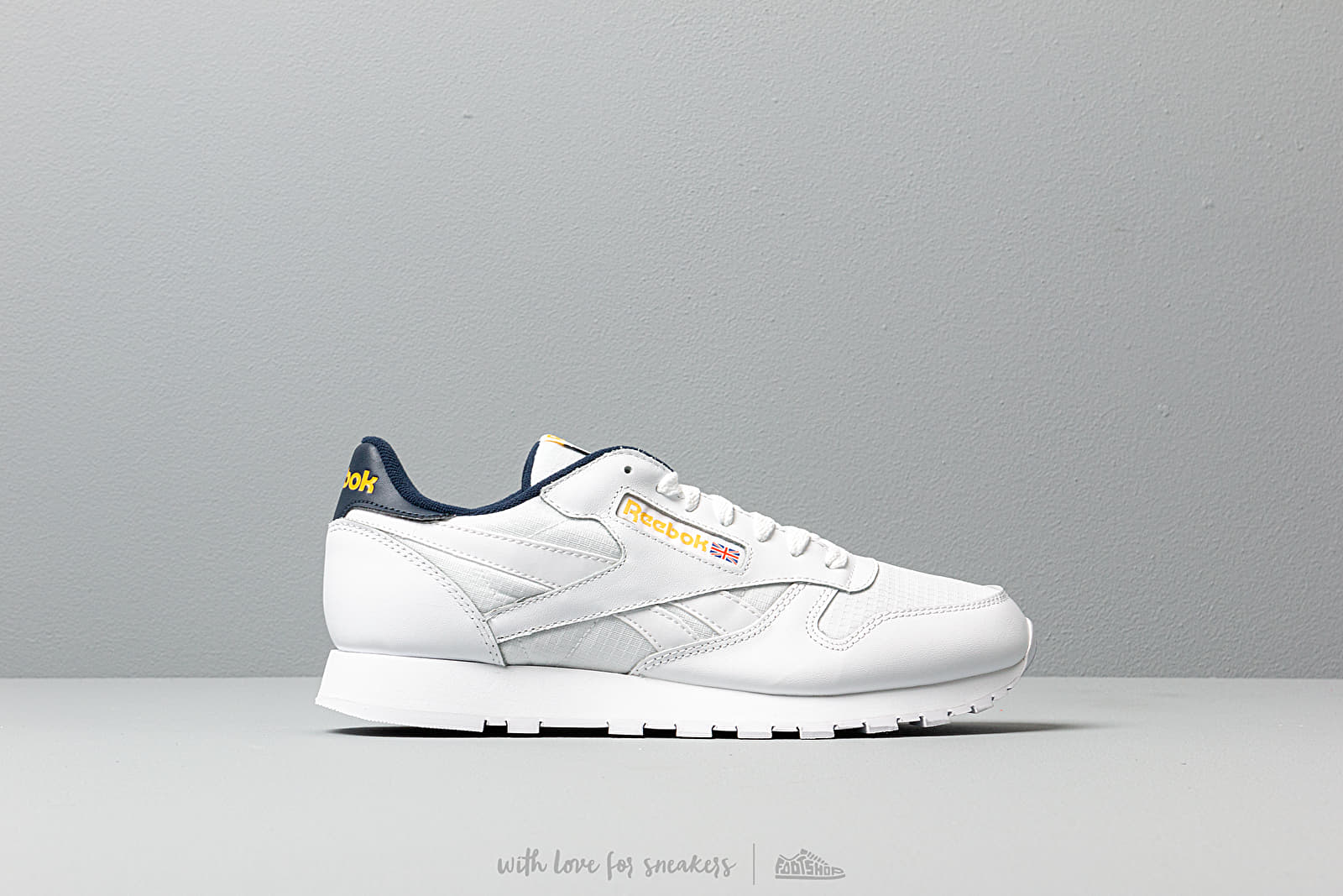 Reebok yellow classic leather mu sneakers online