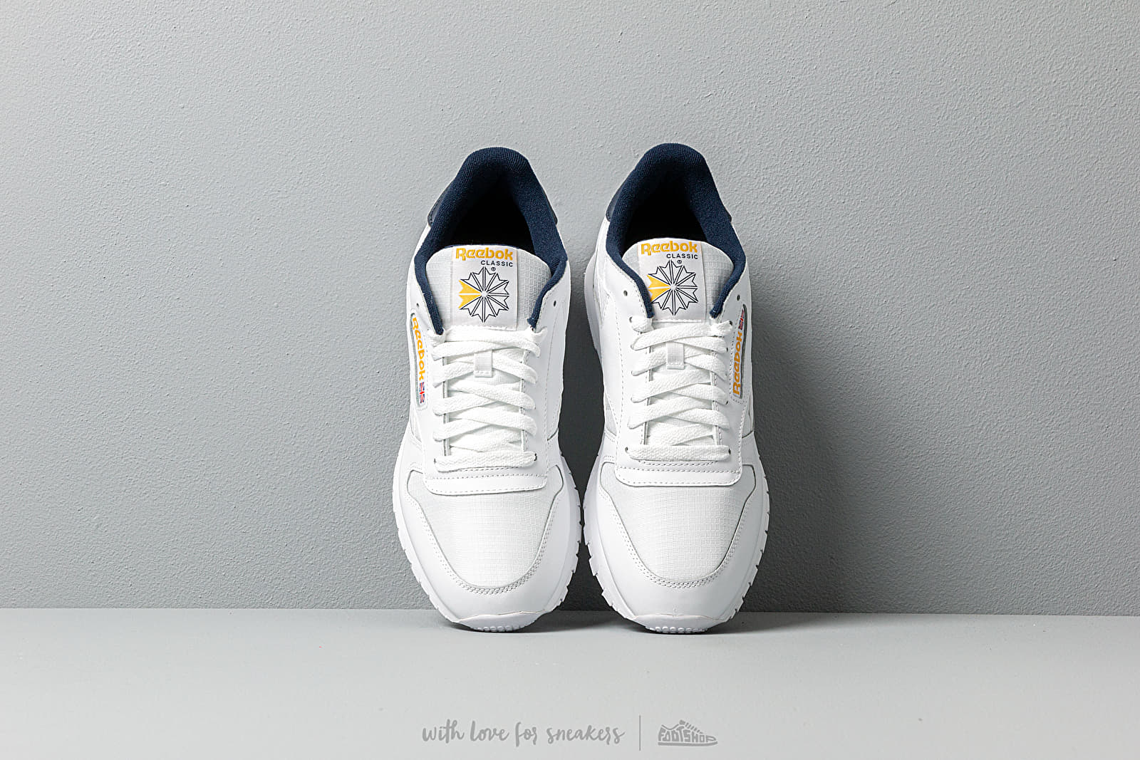 Reebok yellow classic 2025 leather mu trainers