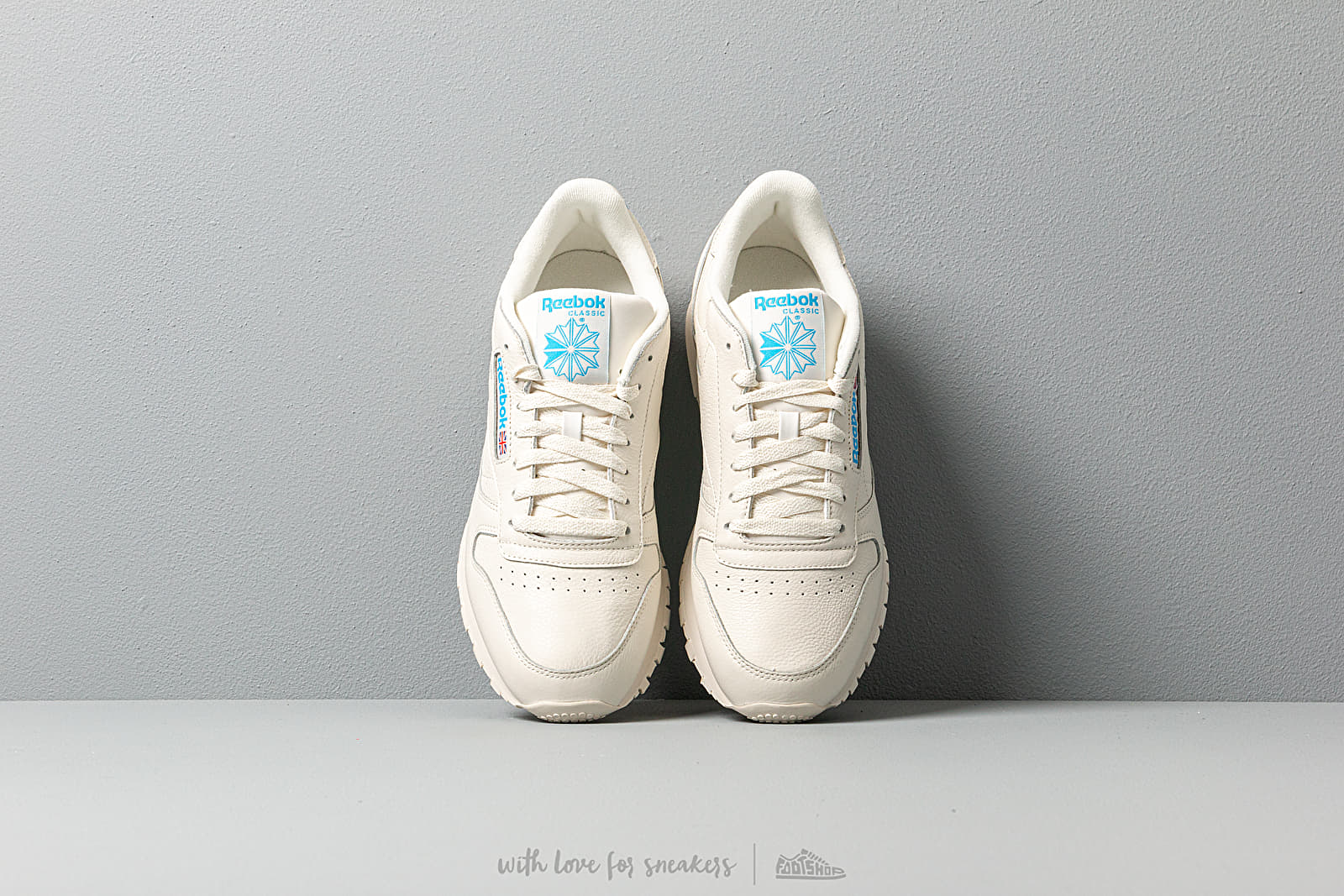Men's shoes Reebok Classic Leather MU Chalk/ Paperwhite/ Cyan