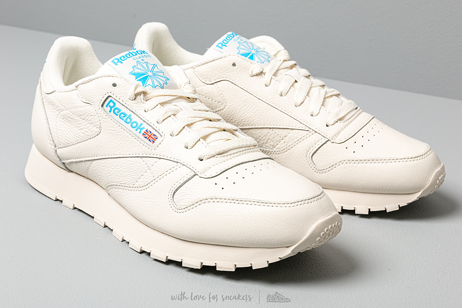 Reebok store freestyle cyan